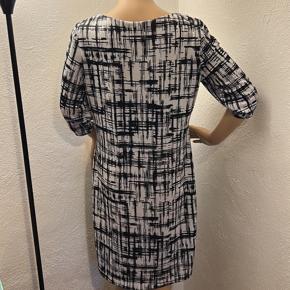 Perceptions New York Black white Dress, size medium - Picture 2 of 4